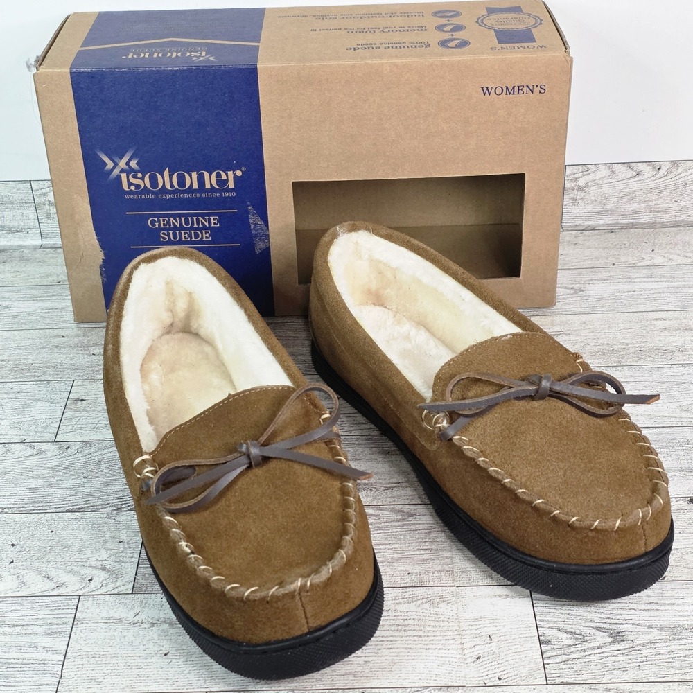 Isotoner Signature Women's Sage Brown Genuine Suede Moccasin Slippers Size 8.5